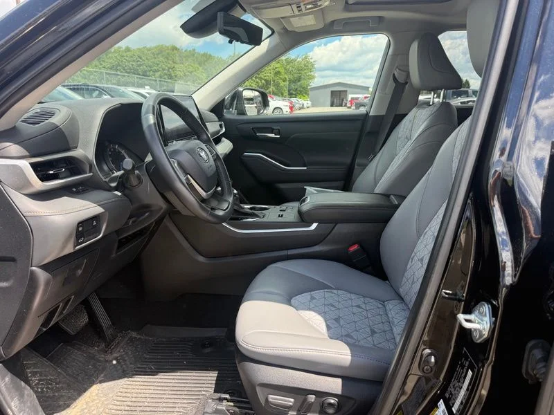 Used 2023 Black Toyota Bronze Edition image 10