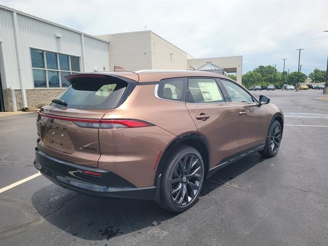 New 2026 Bronze Age <sup>1</sup> Toyota  Limited image 5