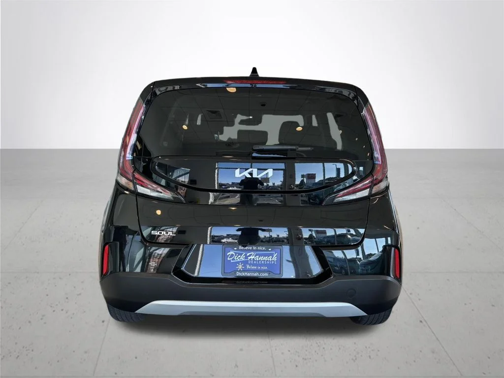 Used 2023 Black Kia LX image 8