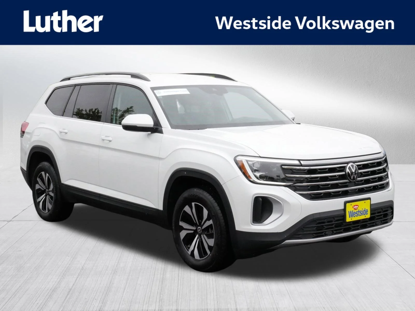 2026 Volkswagen Atlas 2.0T SE 4MOTION's photo