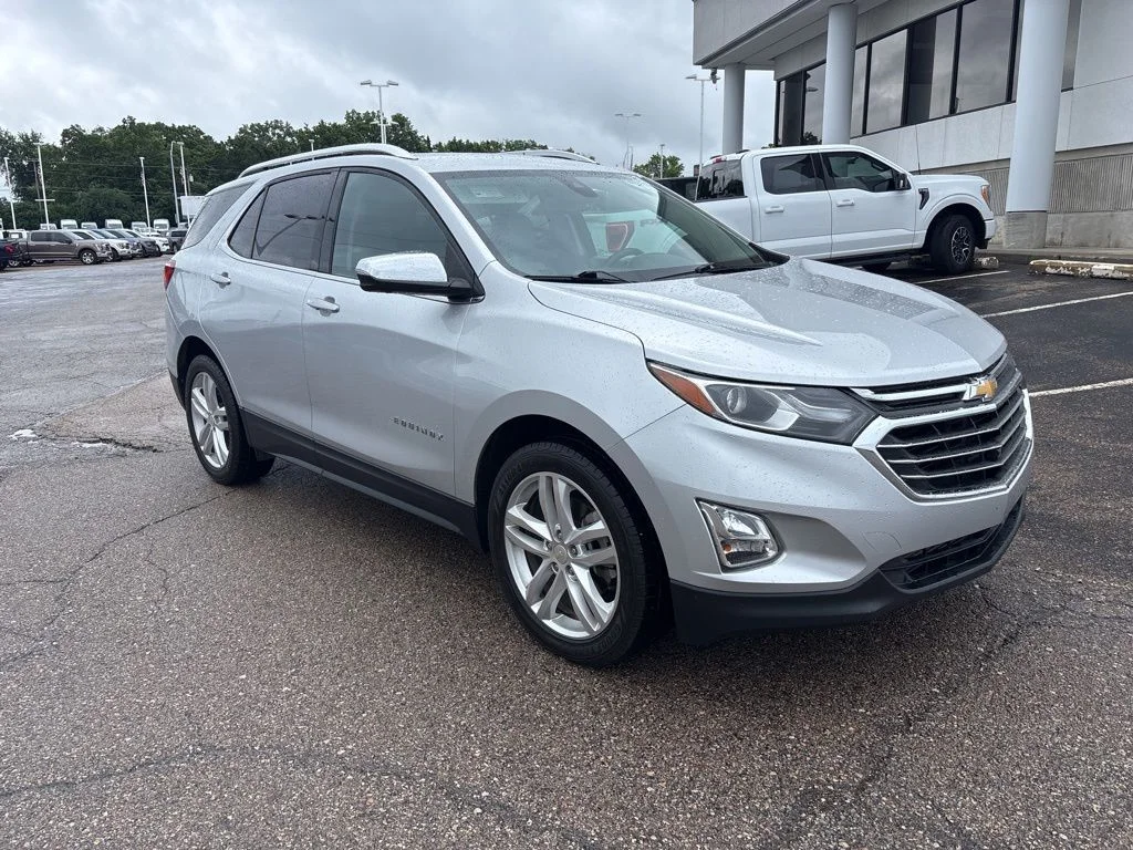 2019 Chevrolet Equinox AWD Premier 2.0T's photo