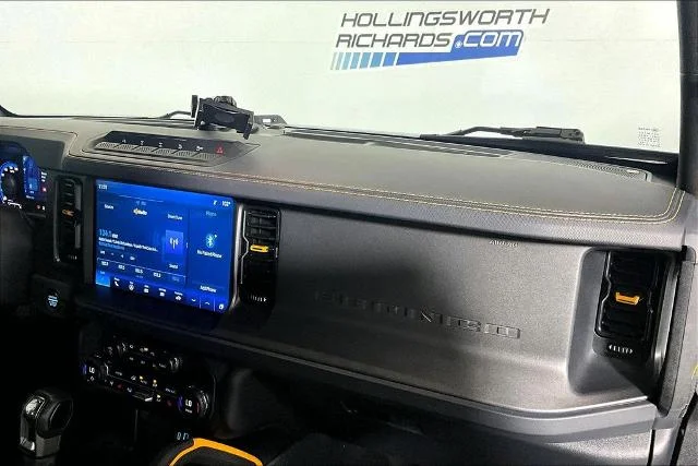 Certified Used 2024 Cactus Ford Badlands image 38