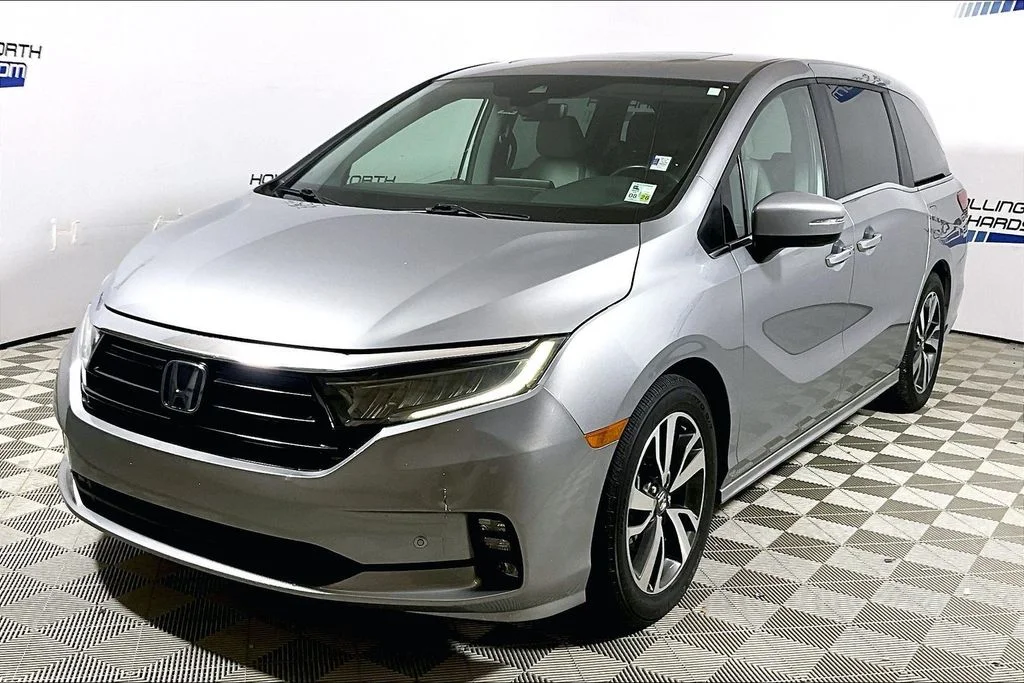 2022 Honda Odyssey Touring's photo
