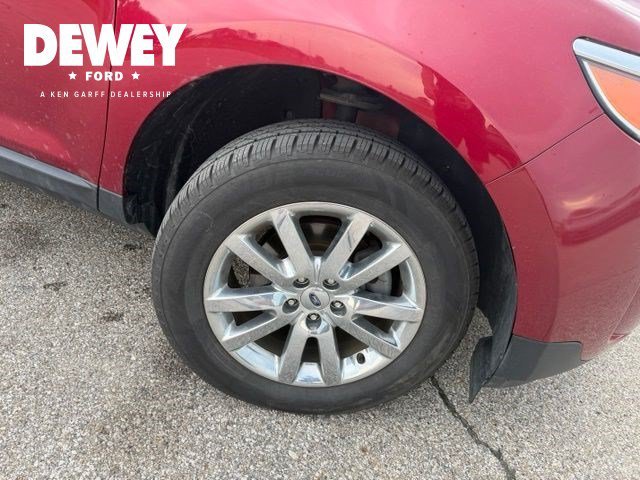 Used 2013 Red Metallic Ford SEL image 15