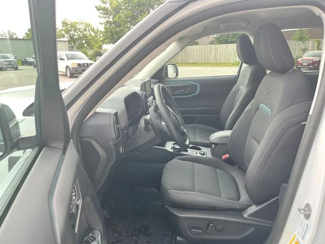 Used 2024 White Ford Badlands image 10