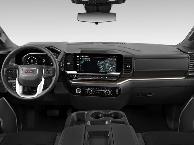Used 2023 Summit White GMC SLE image 3
