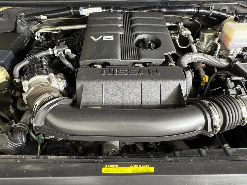 Used 2022 Gray Nissan SV image 38