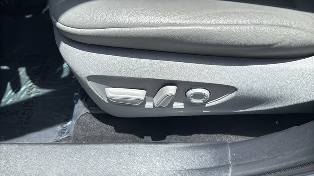 Used 2022 Moon Dust Toyota XLE image 19