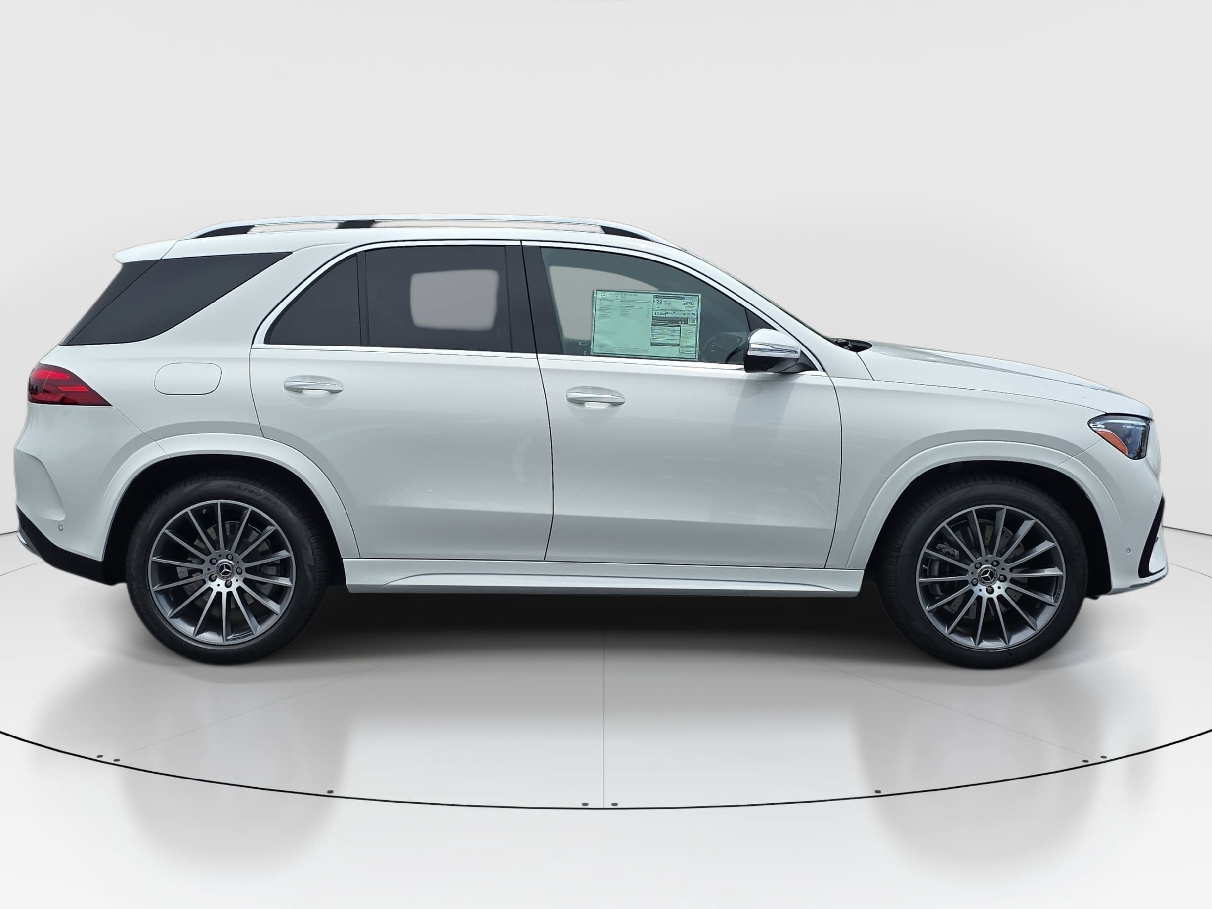 New 2026 Polar White Mercedes-Benz GLE350 image 4