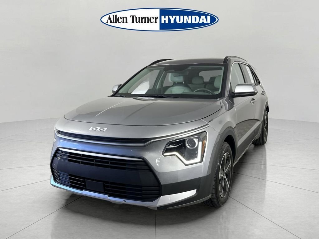 Used 2023 Steel Gray Kia EX image 4