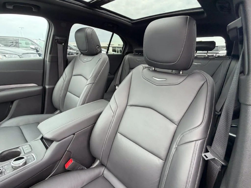 2024 Cadillac XT4 Premium Luxury - Photo 29