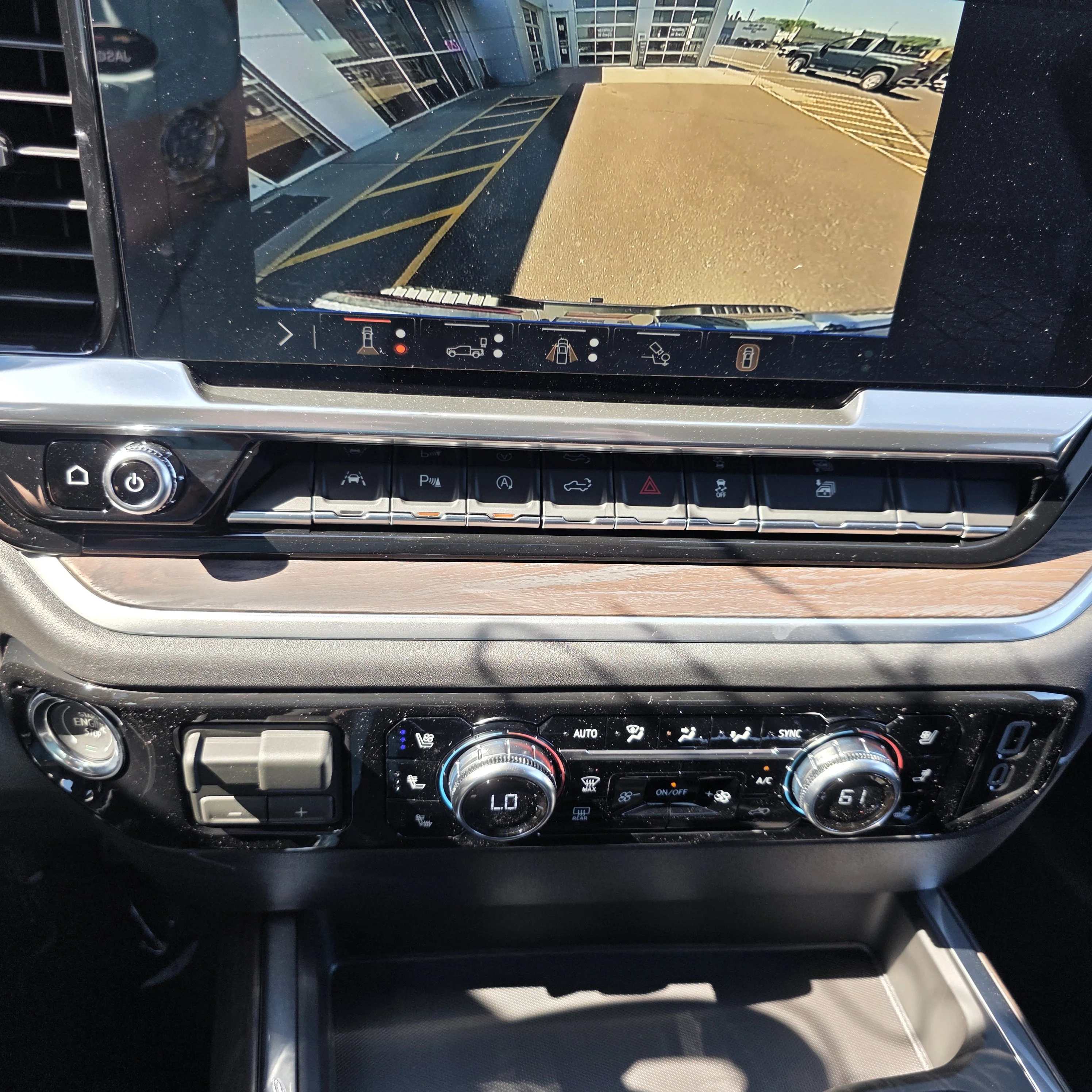 2026 GMC Sierra 1500 SLT - Photo 13