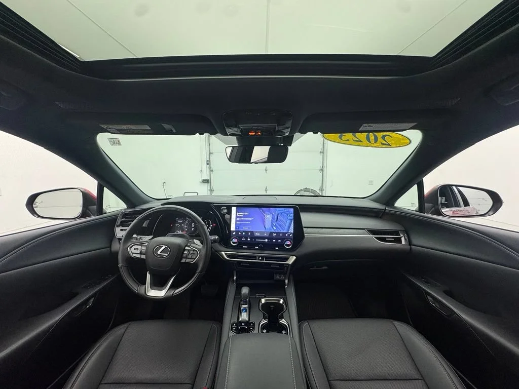 Used 2023 Red Lexus RX 350 image 3