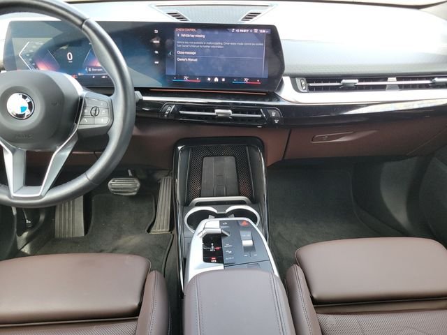 Used 2024 White BMW xDrive28i image 16