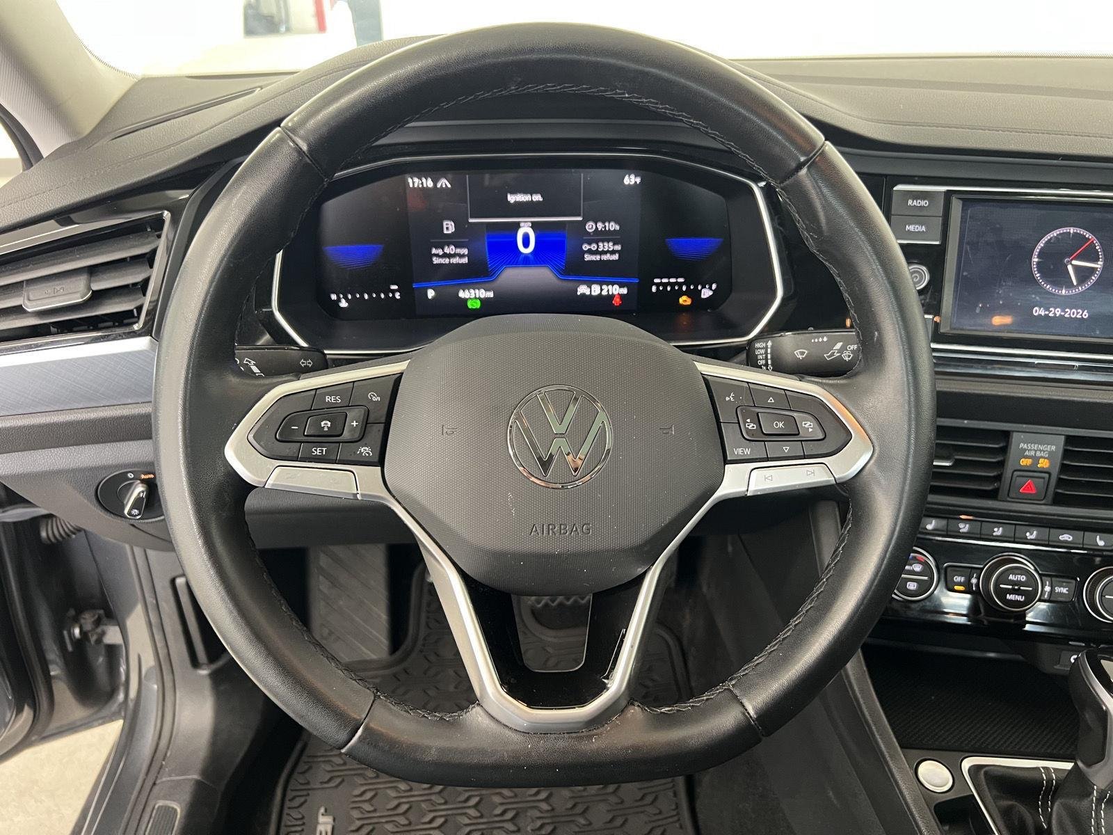 2023 Volkswagen Jetta SE - Photo 15