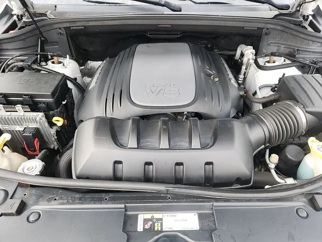 Used 2016 White Jeep Overland image 29