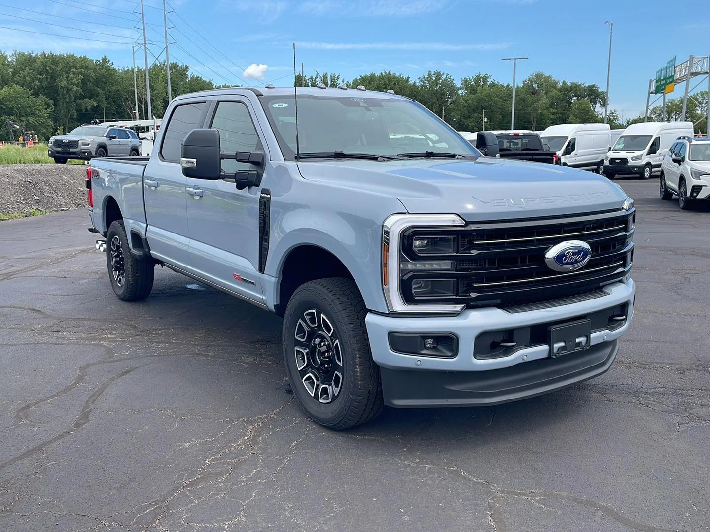 New 2026 Glacier Gray Metallic Tri-Coat Ford Platinum image 10