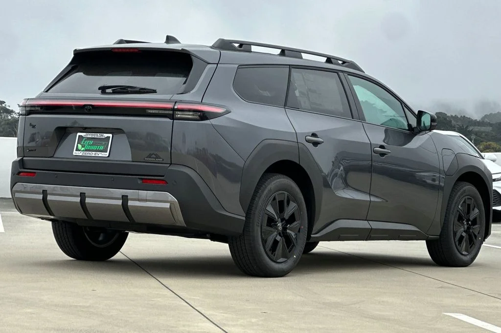New 2026 Pavement Toyota  image 4