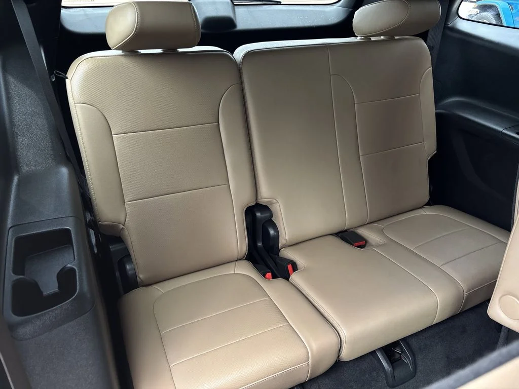 Used 2023 Red Chevrolet Premier image 31