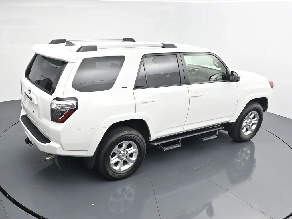 Used 2023 White Toyota SR5 image 16
