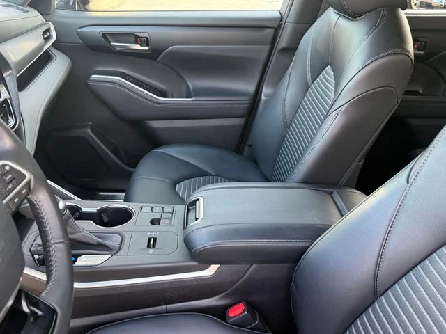Used 2023 Magnetic Gray Metallic Toyota XSE image 10