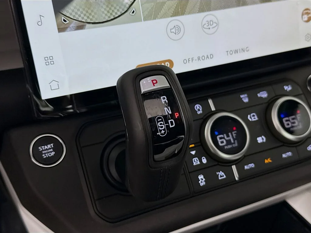 New 2026 Fuji White Land Rover S image 18