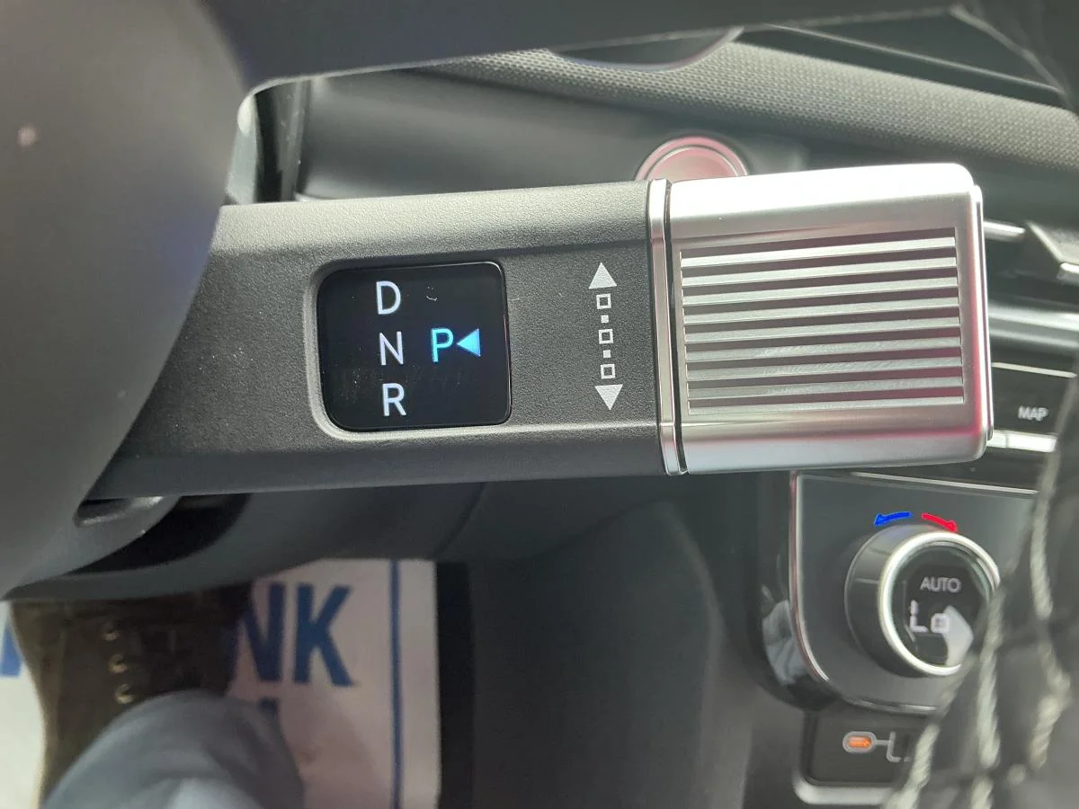 New 2026 Grey Hyundai Preferred image 26
