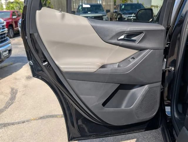 New 2027 Mosaic Black Metallic Chevrolet LT image 8