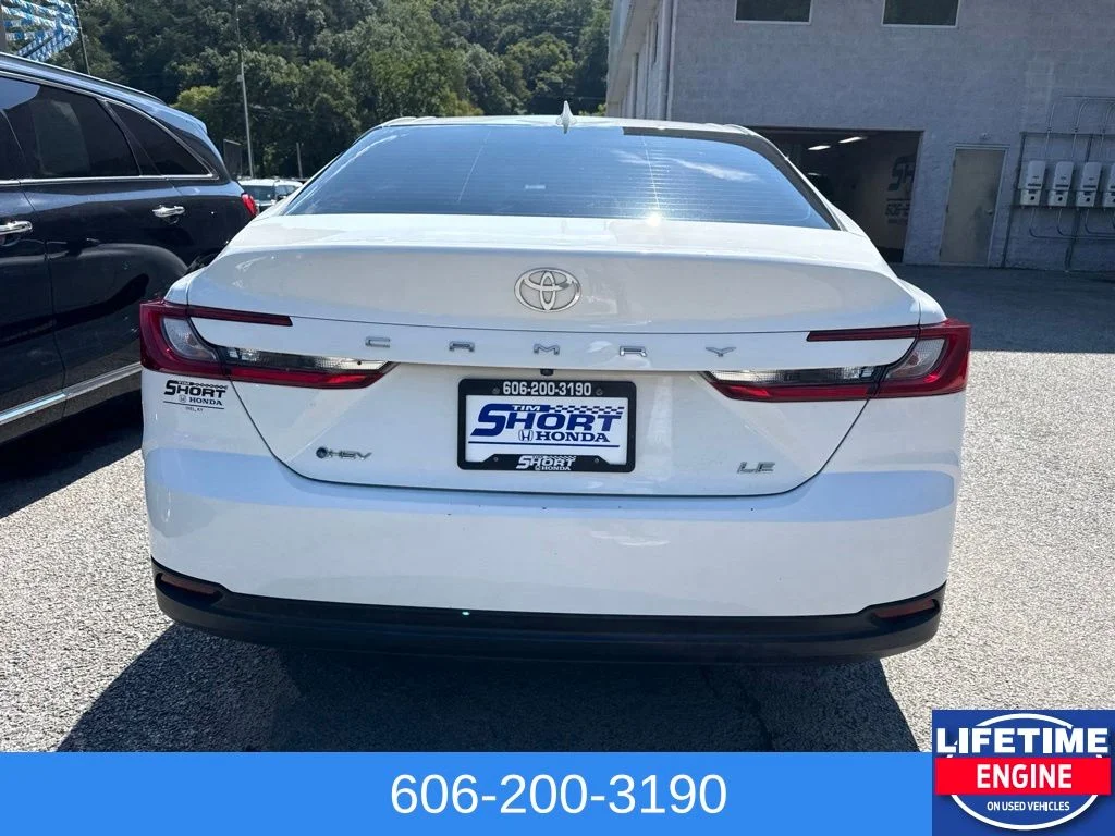 Used 2025 White Toyota LE image 8