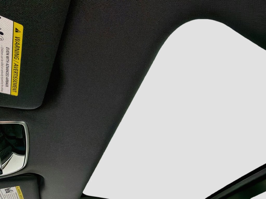 New 2027 Fuji White Land Rover SE image 23