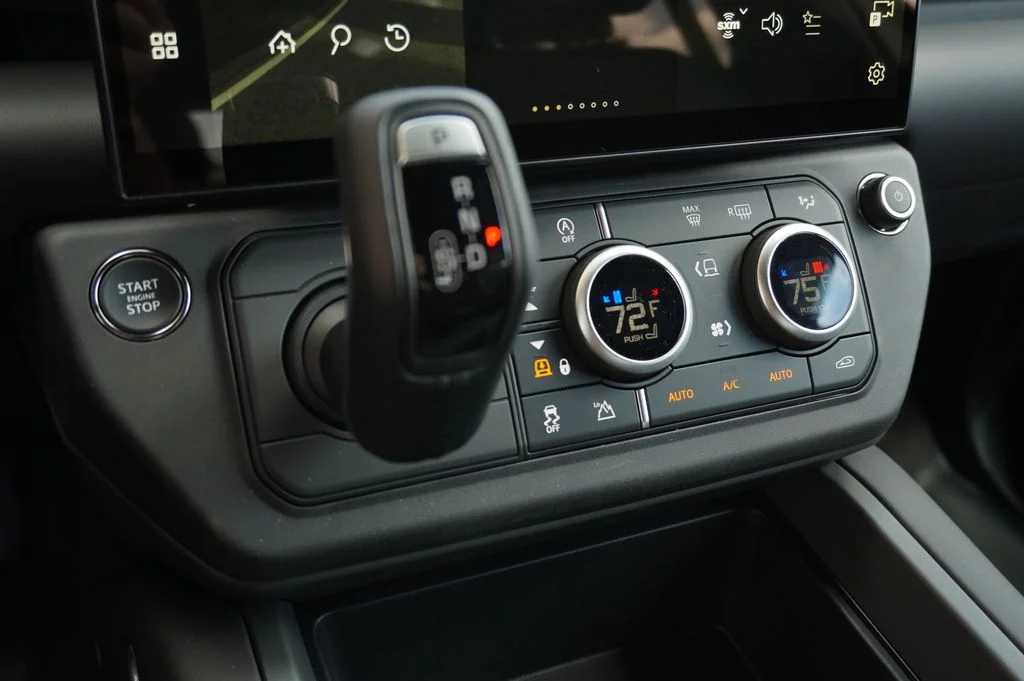 New 2026 Borasco Grey Land Rover X-Dynamic SE image 27