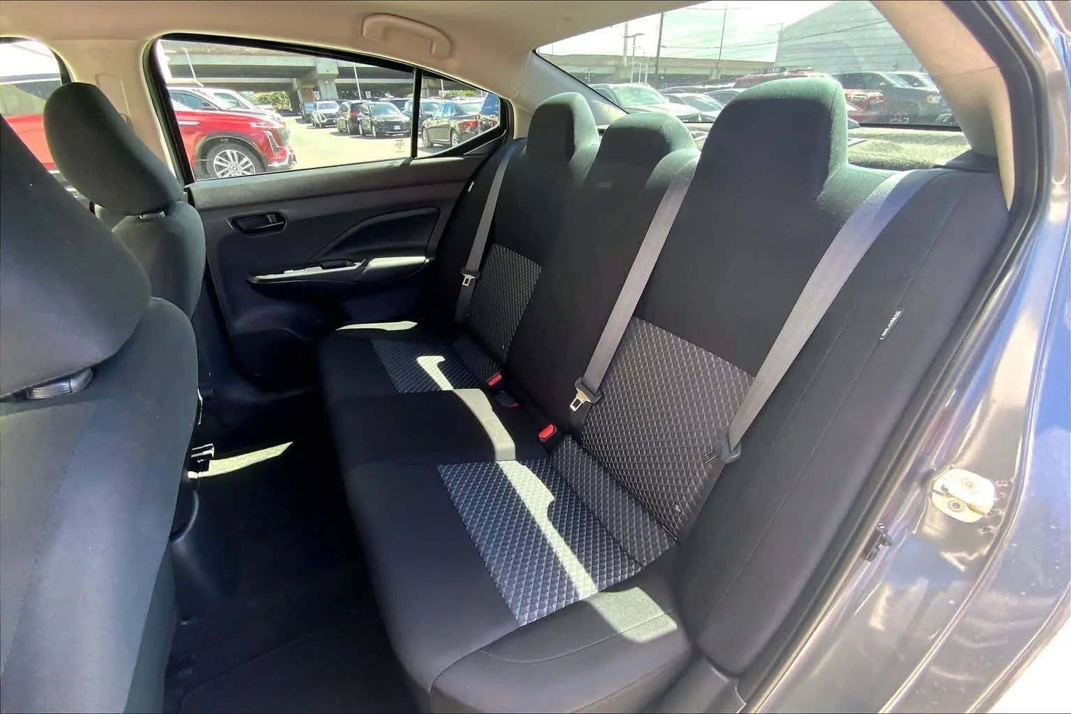 Used 2024  Nissan S image 29