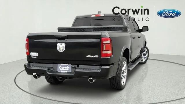 Used 2023 Diamond Black Ram Limited image 5