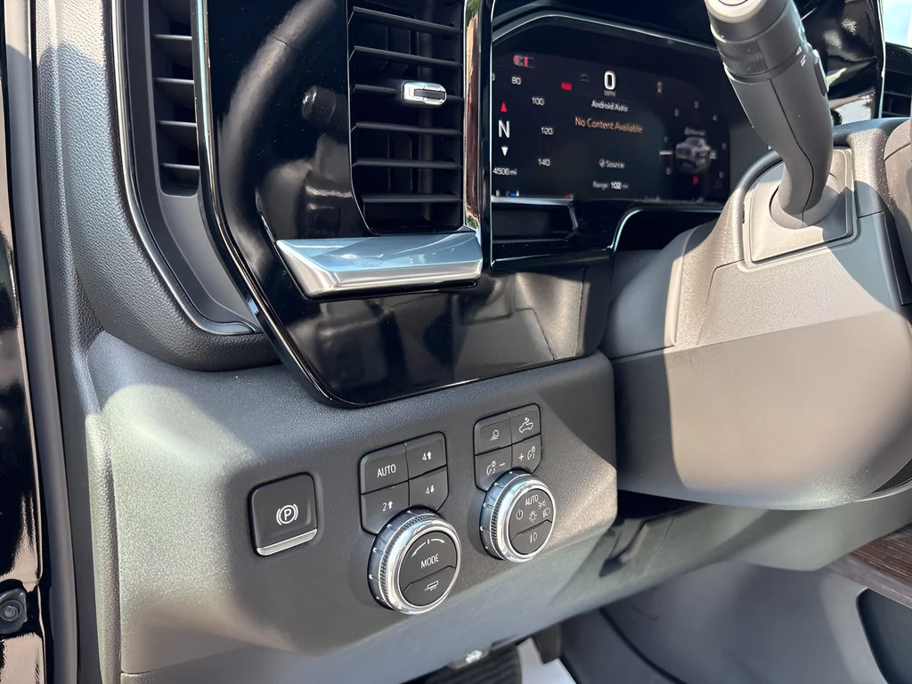 New 2026 Onyx Black GMC Elevation image 22