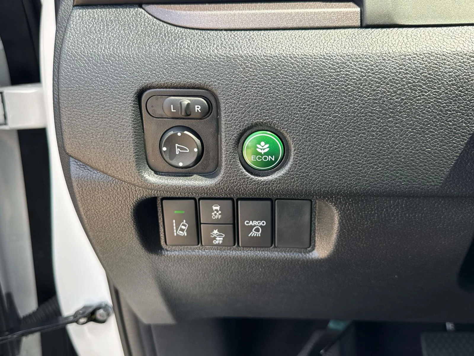 Used 2025 White Honda RTL AWD image 21