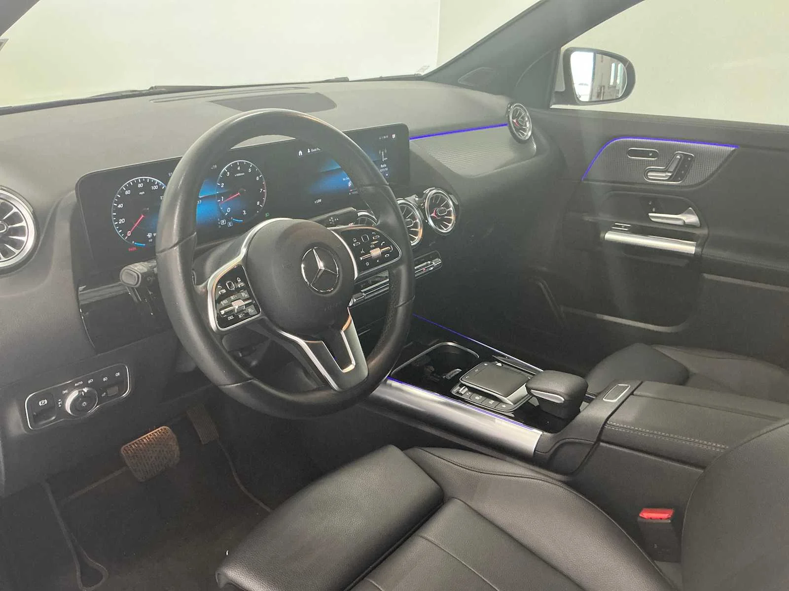 Certified Used 2022 Polar White Mercedes-Benz GLA 250 image 13
