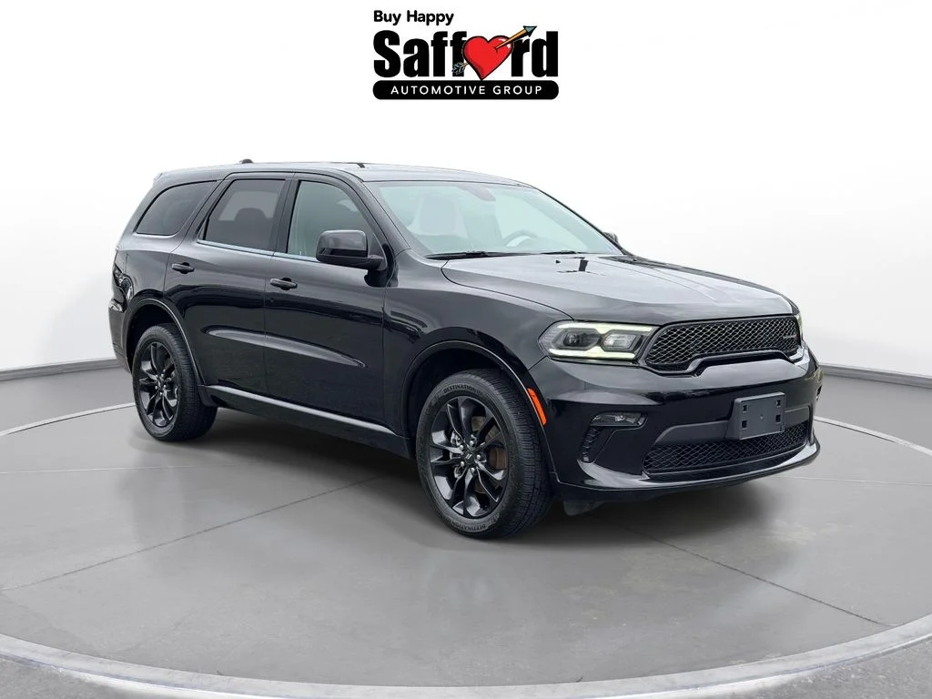 Used 2022 Black Dodge SXT image 9