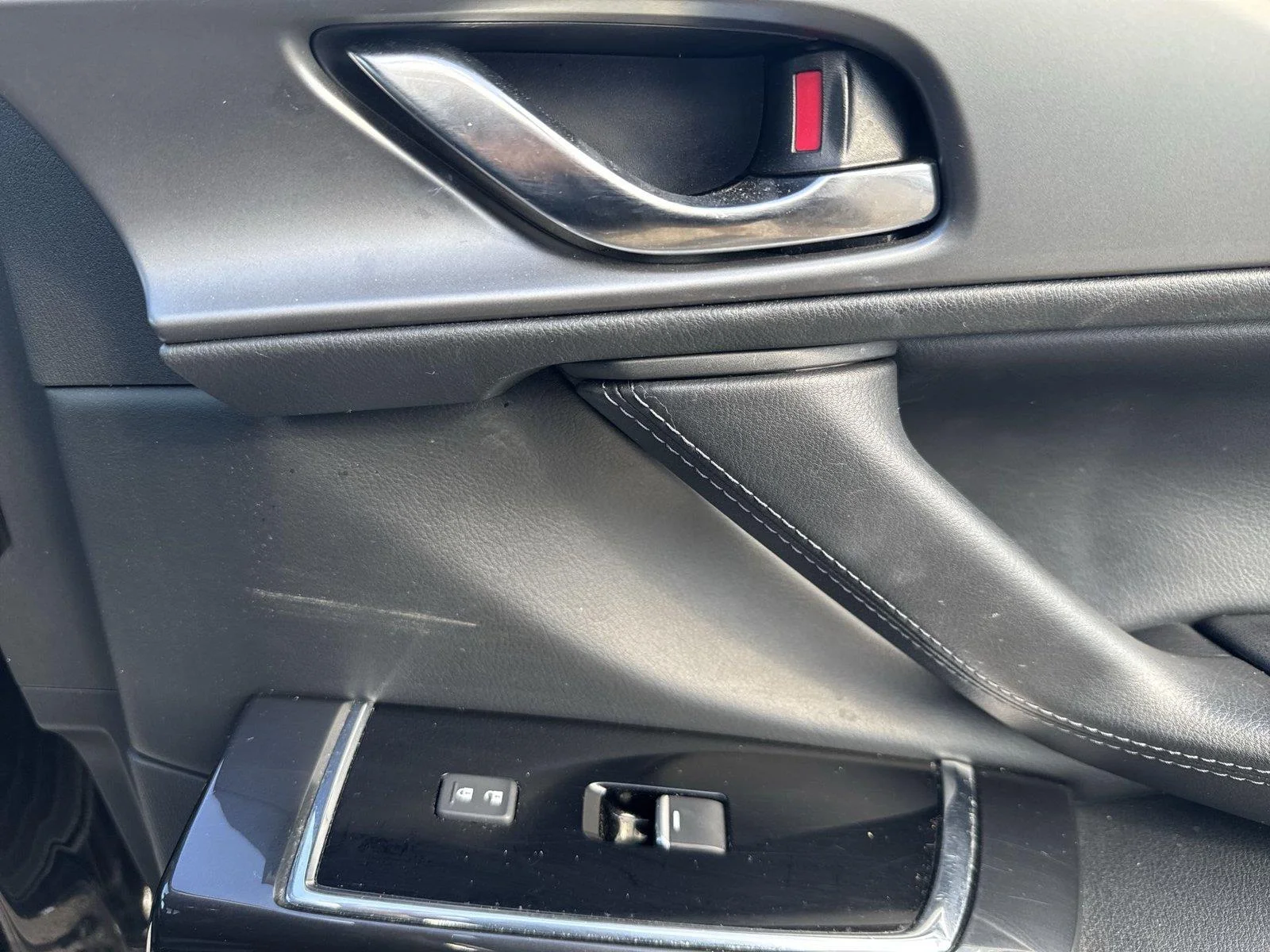 Used 2018 Jet Black Mica Mazda Touring image 18