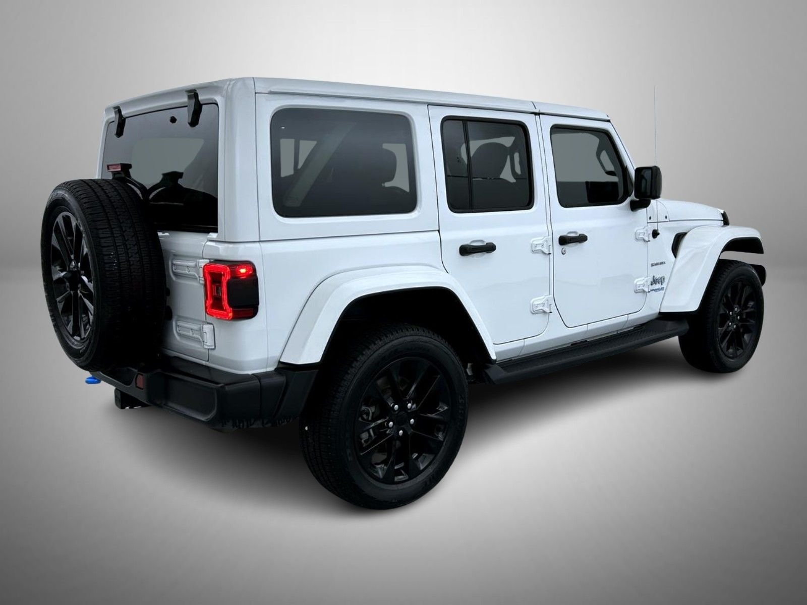 Certified Used 2022 White Jeep Unlimited Sahara 4xe image 5