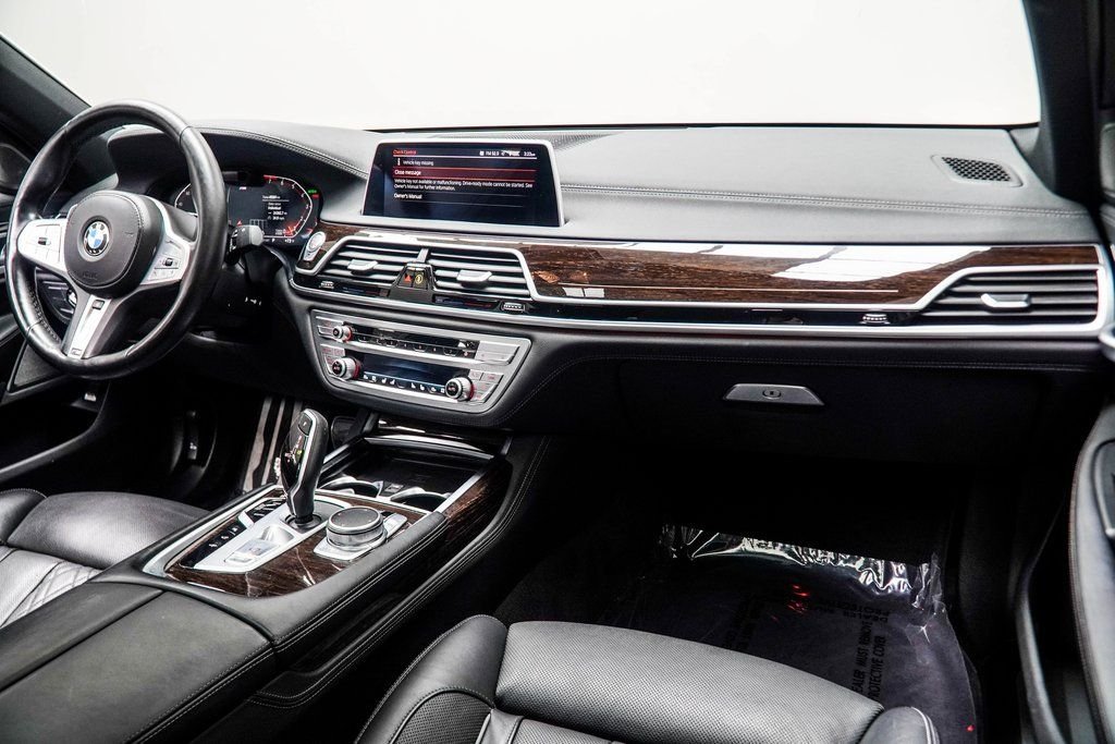 Used 2021 White BMW 740i xDrive image 16