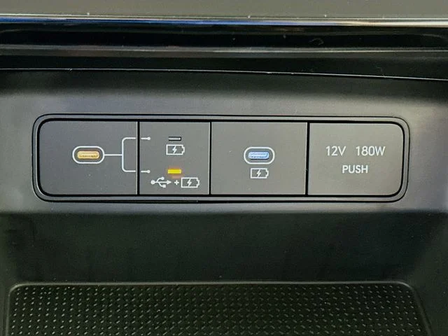 New 2026 Hyundai TUCSON SEL