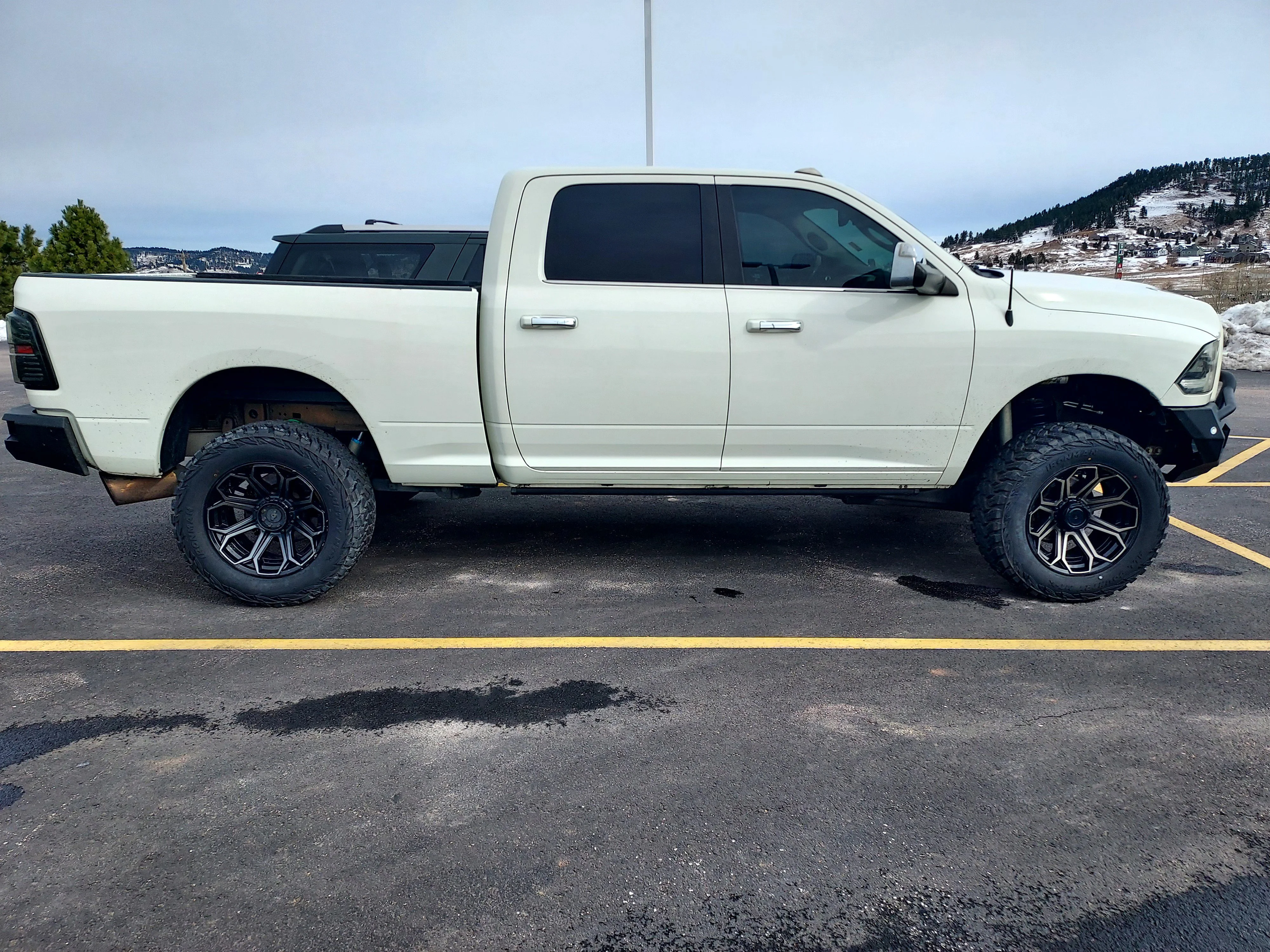 Used 2018 Pearl White Ram Longhorn image 9