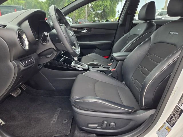 Certified Used 2021 White Kia GT-Line image 12