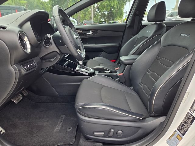 Certified Used 2021 White Kia GT-Line image 12
