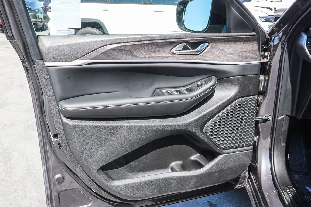 New 2026 Gray Metallic Jeep Altitude image 25