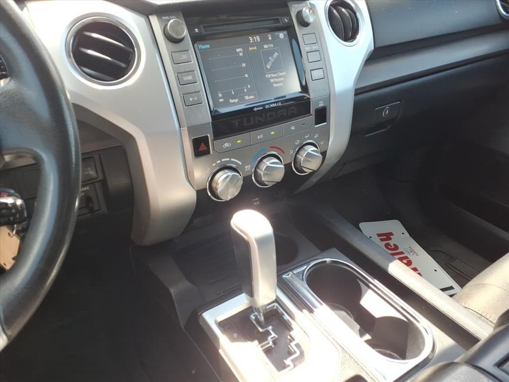 Used 2018 Black Toyota SR5 image 26