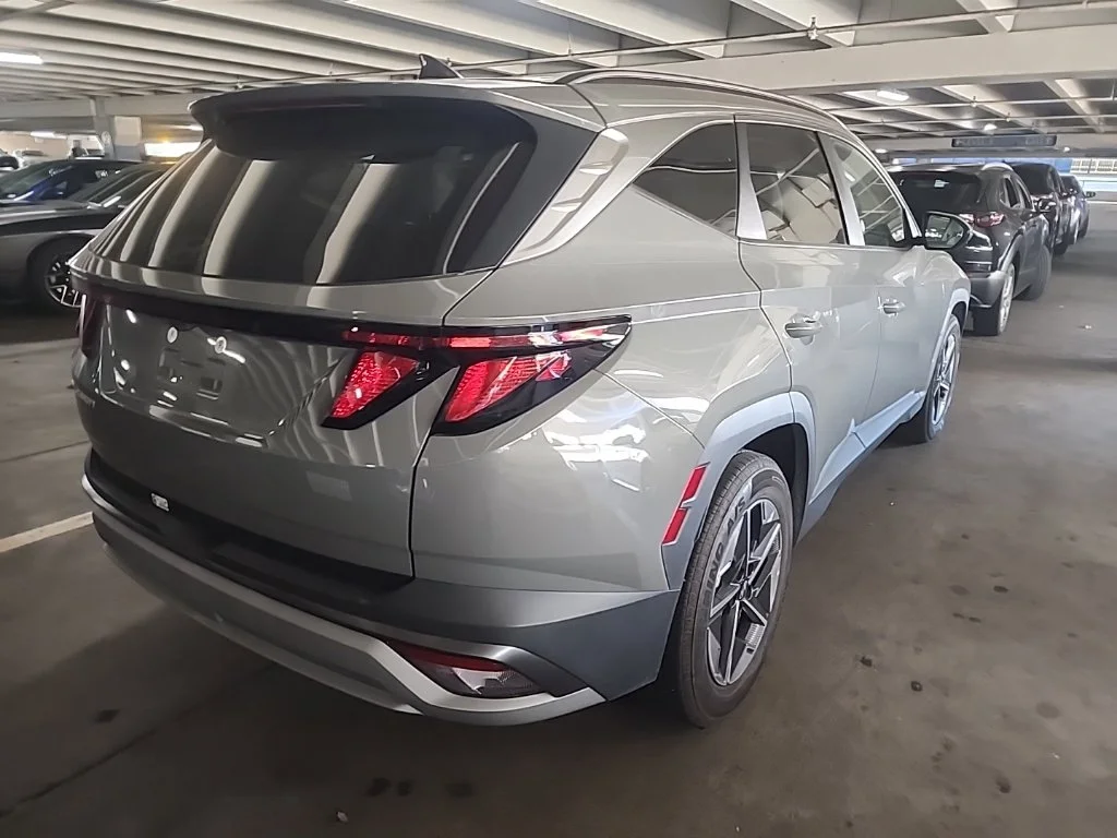 Used 2025 Gray Hyundai SEL image 2
