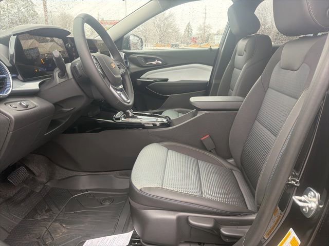 2026 Chevrolet Trax LT - Photo 18