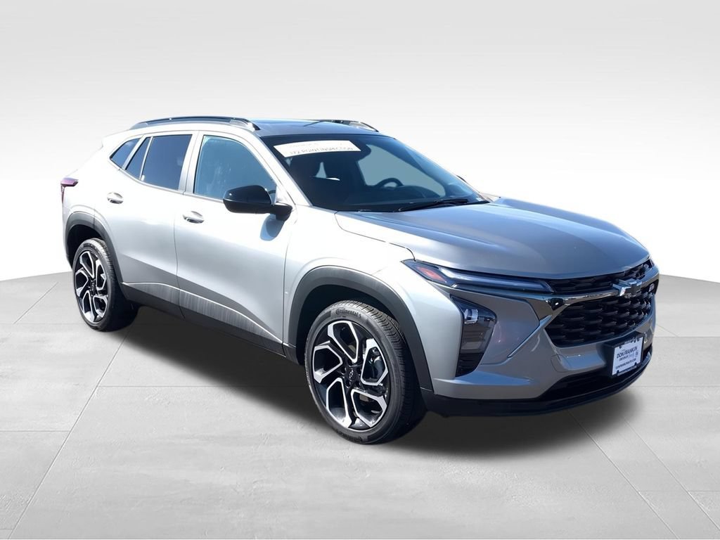 Used 2025 Sterling Gray Metallic Chevrolet 2RS image 2