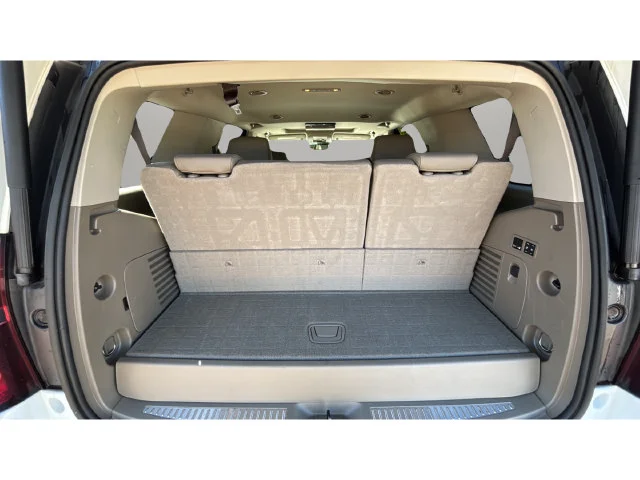 Used 2018 White Chevrolet Premier image 34